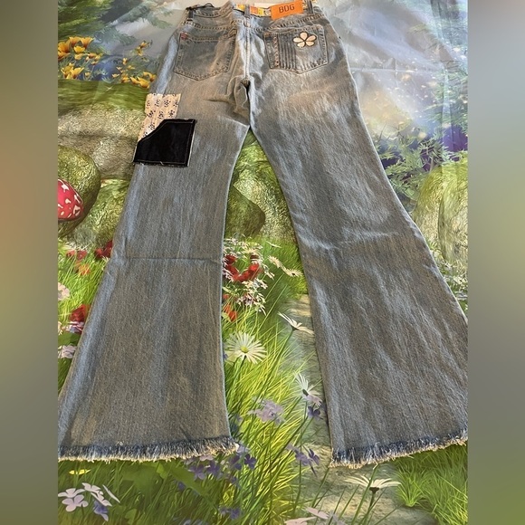 🎉HP x 2🎉UO BDG High-Waisted Flare Jean-Indigo Craft, Tinted Denim, Size: 26, NWT - Picture 16 of 16